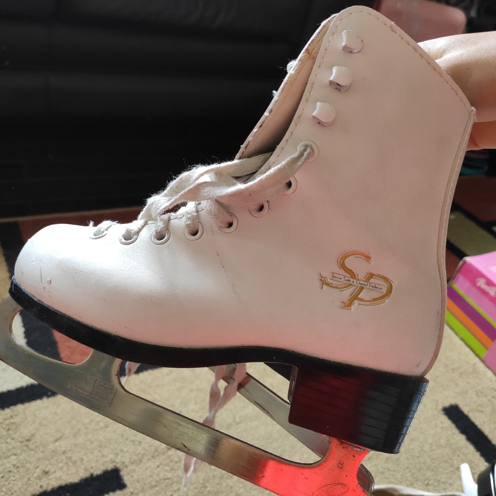 size 13 Special edition figure skates